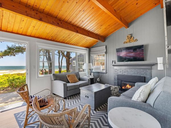 100 Hiawatha Road, UNIT B, Wellfleet, MA 02667