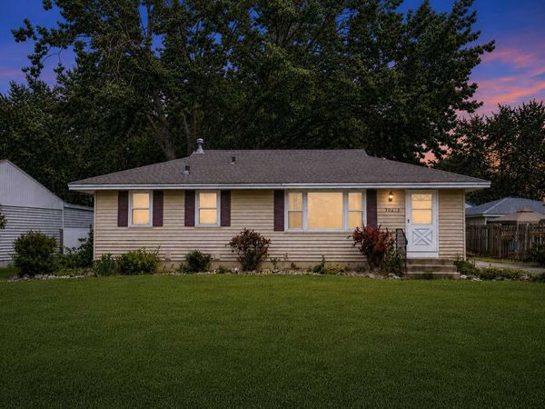 10475 6th Street NE, Blaine, MN 55434