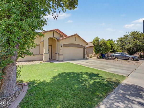 1218 S KENDRA Street, Gilbert, AZ 85296