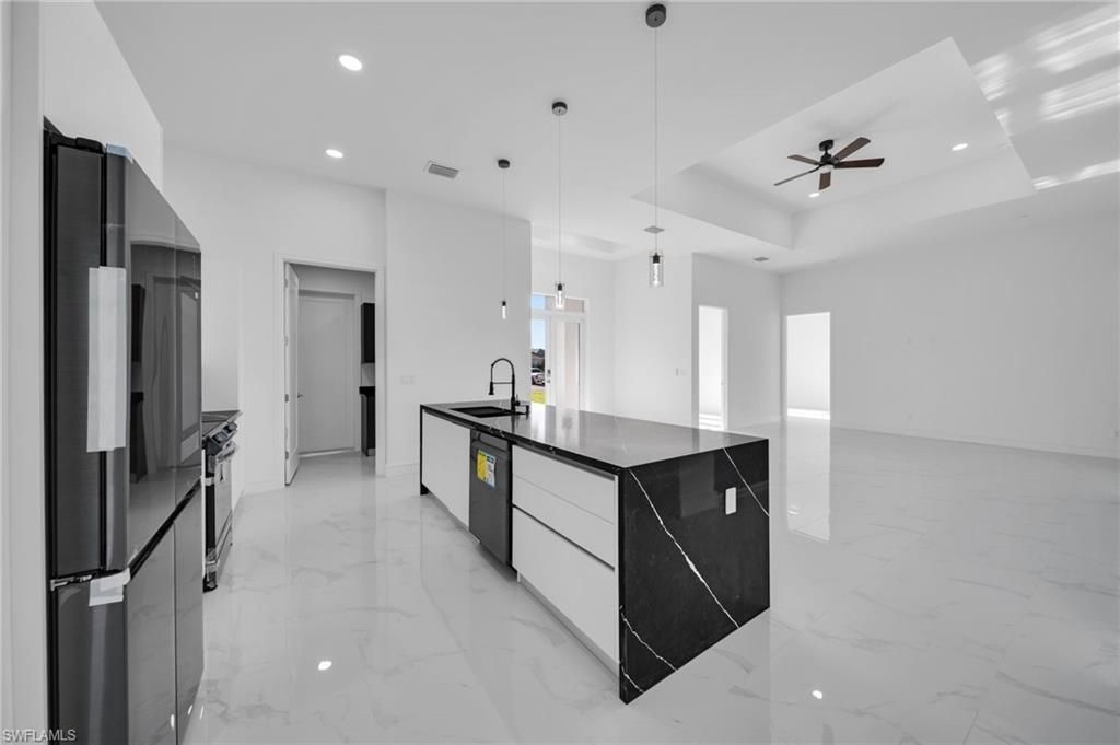 2712 NW 41st Ave , Cape Coral, FL 33993 Photo