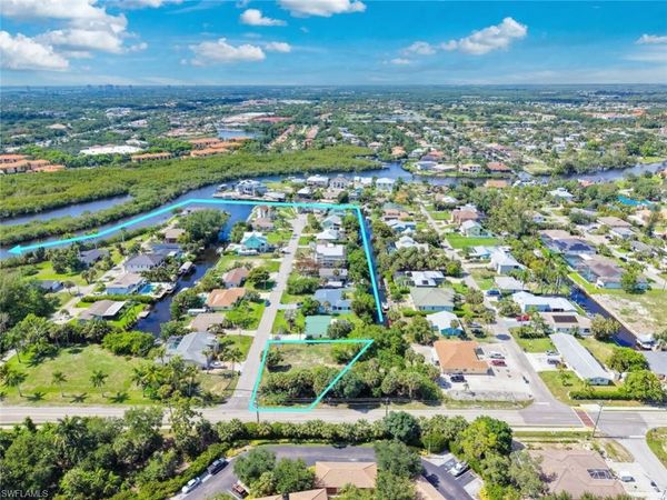 27312 Buccaneer DR , BONITA SPRINGS, FL 34135