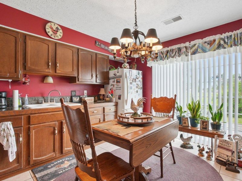9 Carmel Court , Ashville, OH 43103 Photo 10
