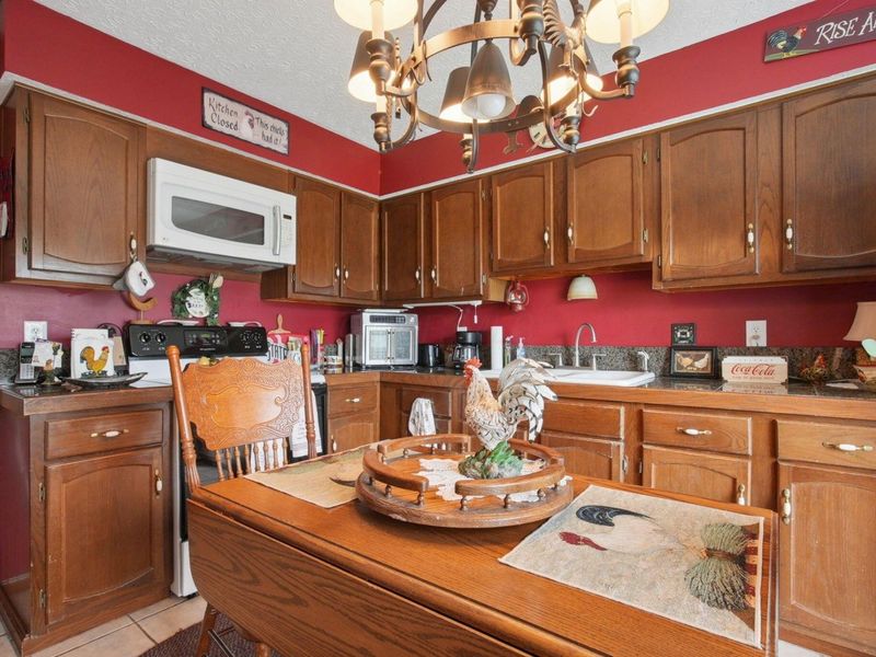 9 Carmel Court , Ashville, OH 43103 Photo 11