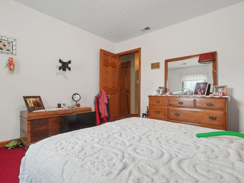 9 Carmel Court , Ashville, OH 43103 Photo 22
