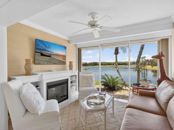 5632 SE Foxcross Place, Stuart, FL 34997