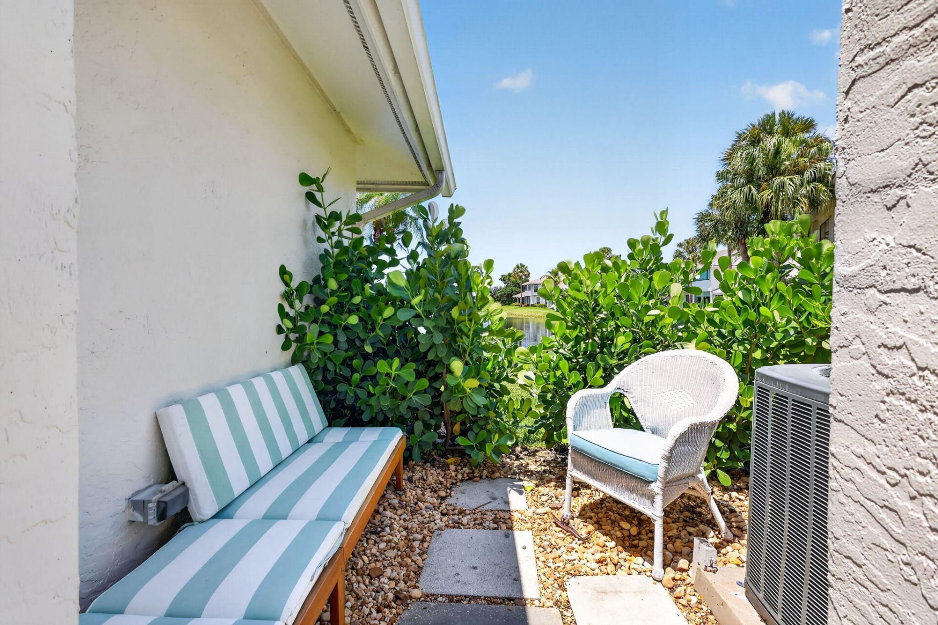 5632 SE Foxcross Place, Stuart, FL 34997 Photo
