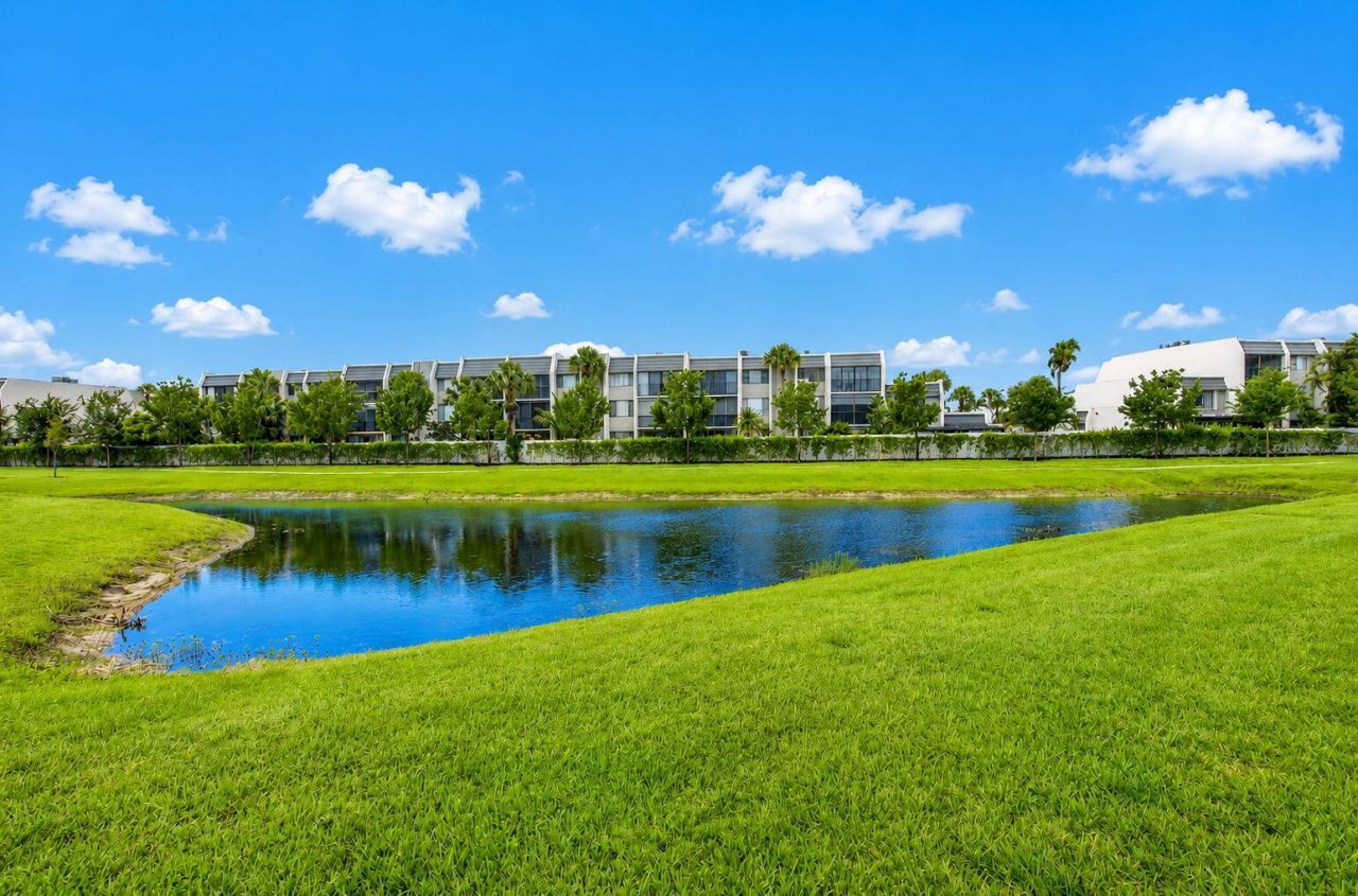 6762 Broadwater Lane, Lake Worth, FL 33467 Photo