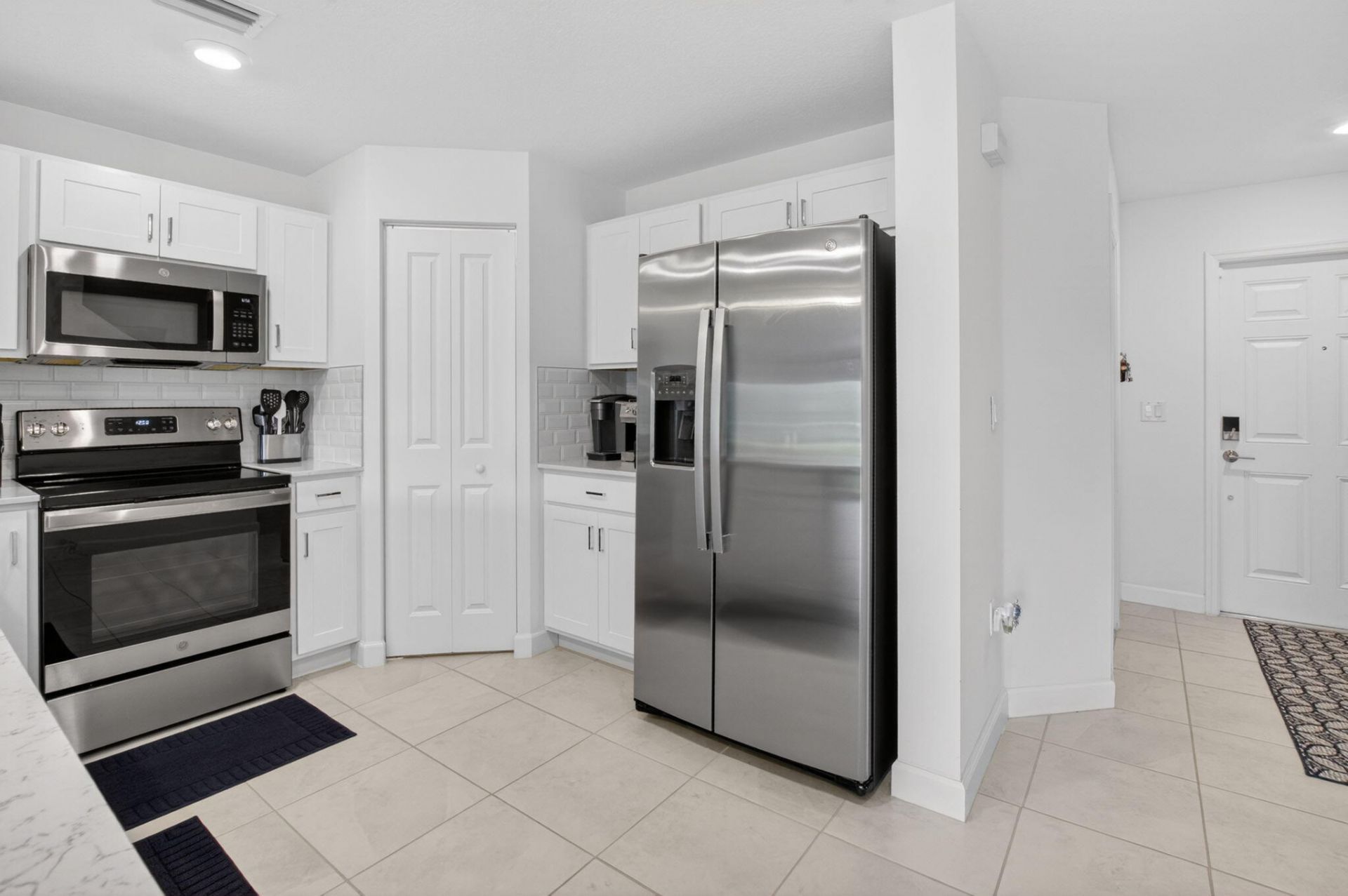 6762 Broadwater Lane, Lake Worth, FL 33467 Photo