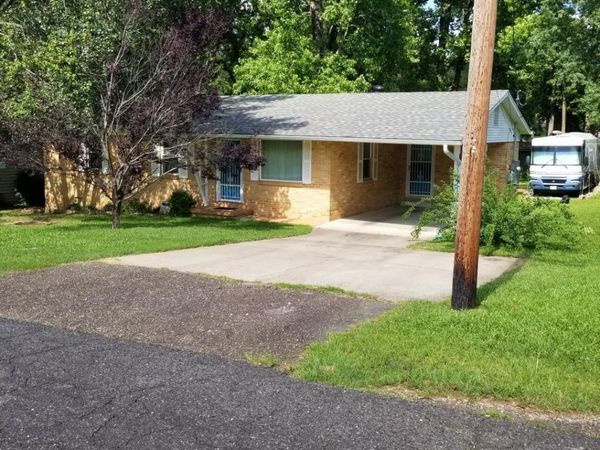 2121 Jones St, Malvern, AR 72104