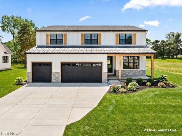 1091 Wadsworth Road, Medina, OH 44256