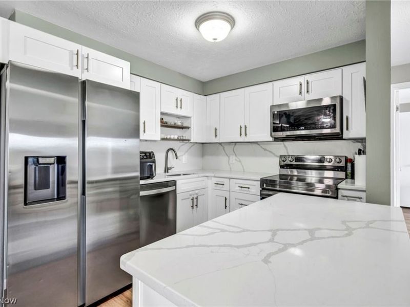 3400 Wooster Road, Rocky River, OH 44116 Photo 11