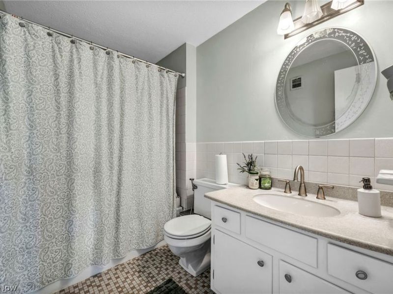 3400 Wooster Road , Rocky River, OH 44116 Photo 16