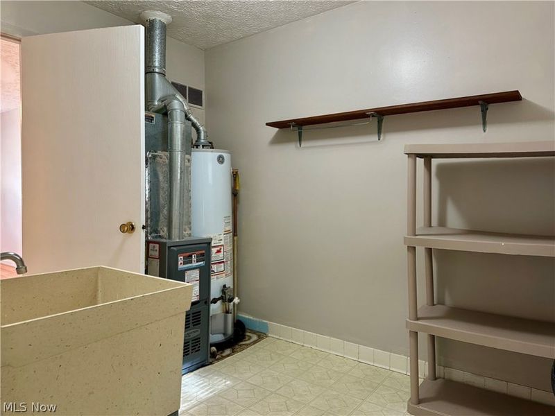 4827 Dunsmore Avenue, Ashtabula, OH 44004 Photo 7
