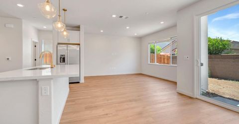 109 Shiplap Cir, Sacramento, CA 95835 Photo