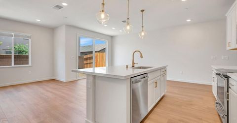 109 Shiplap Cir, Sacramento, CA 95835 Photo