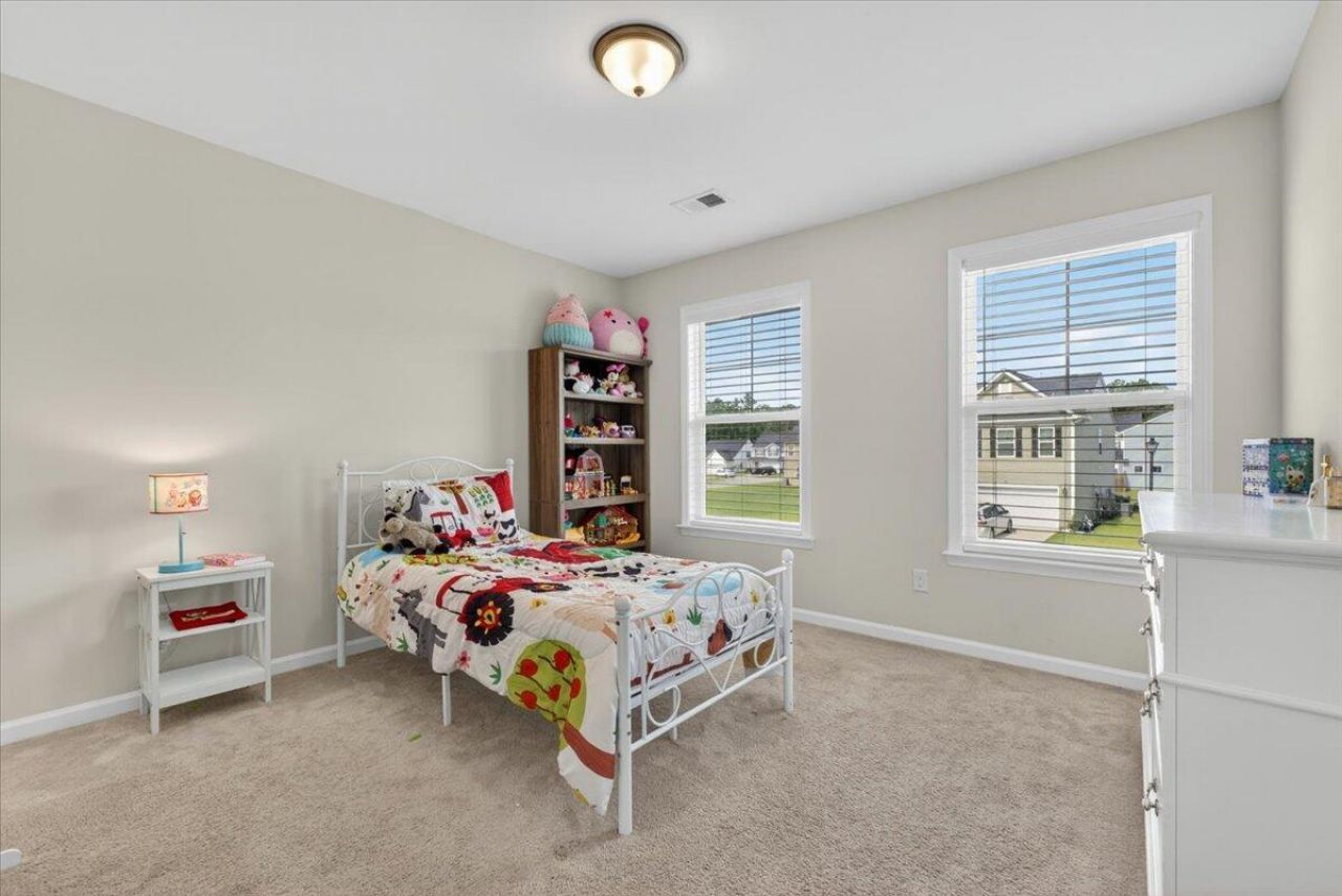 235 Silk Oak Drive Photo 23