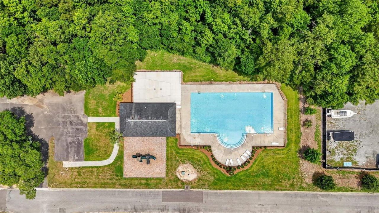235 Silk Oak Drive Photo 39