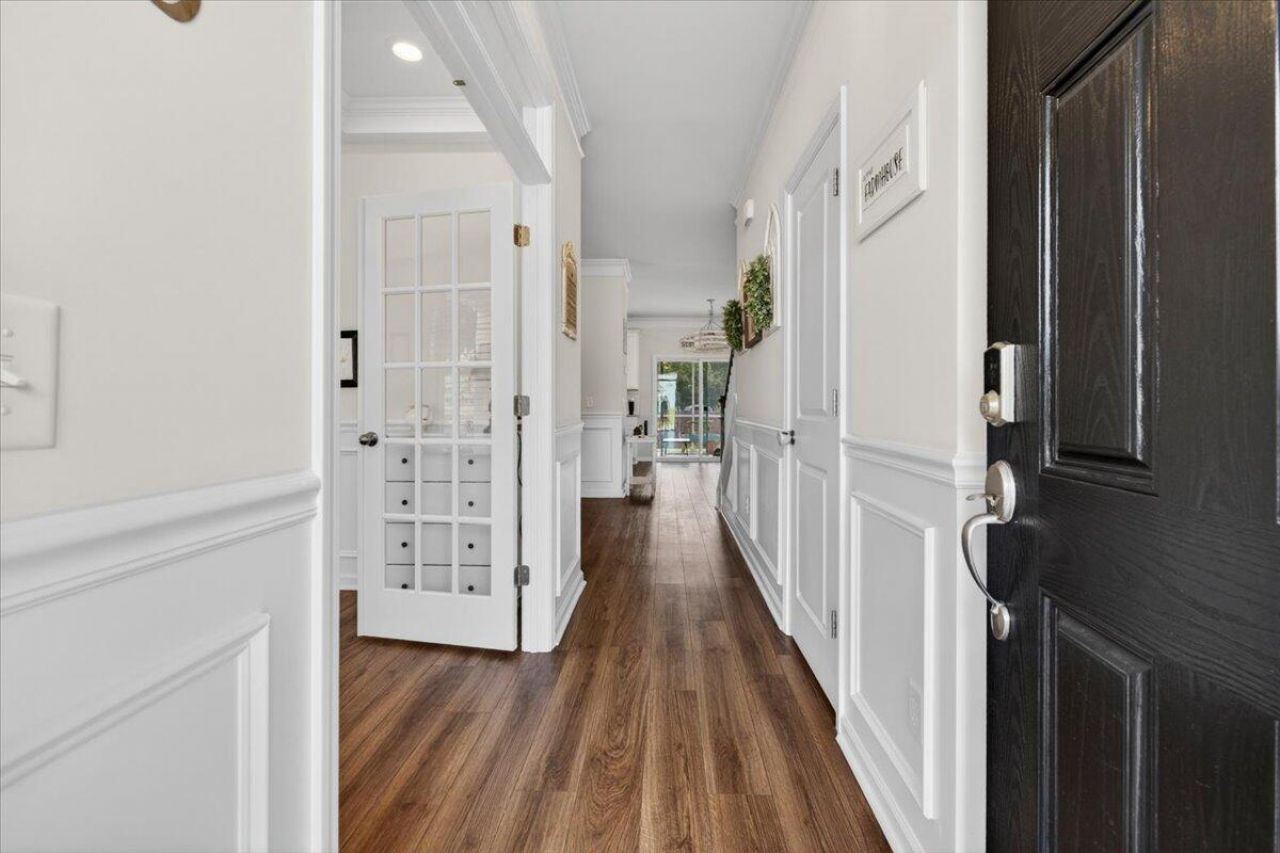 235 Silk Oak Drive Photo 4