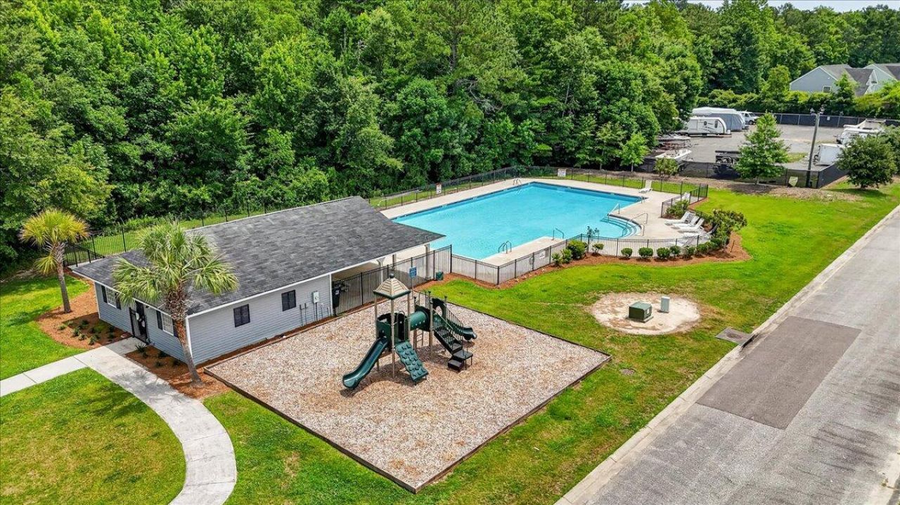 235 Silk Oak Drive Photo 42