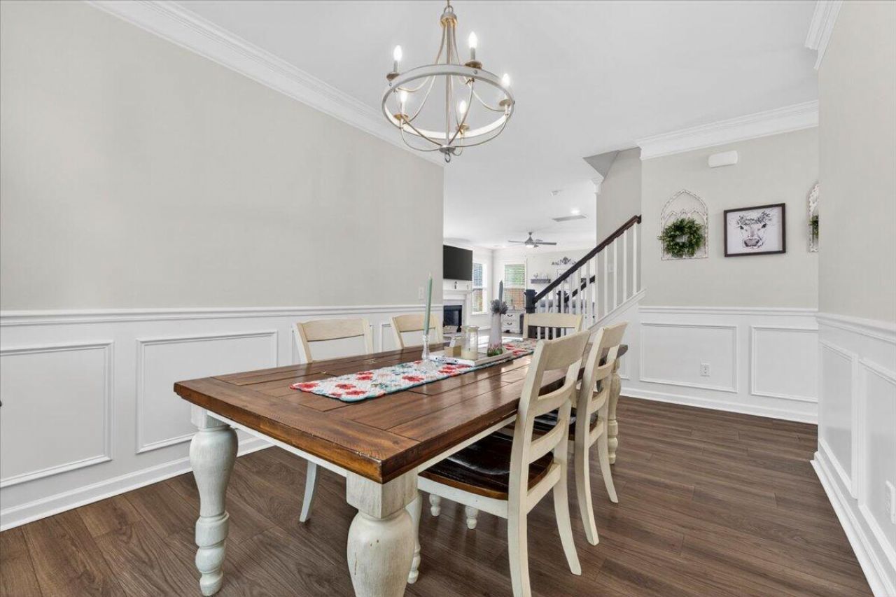 235 Silk Oak Drive Photo 9