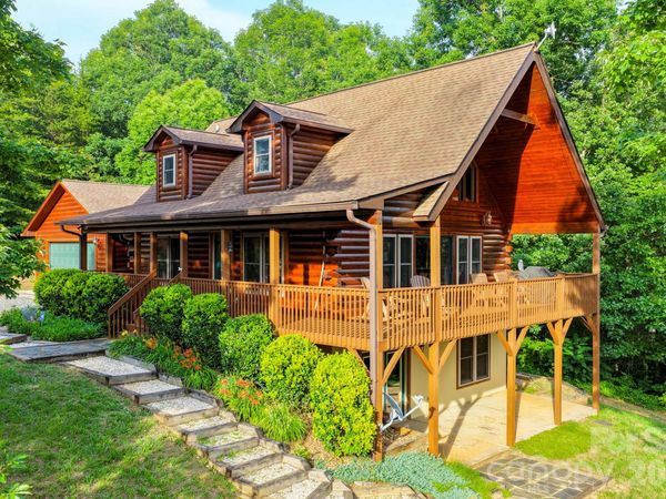603 Laurel Lakes Parkway , Lake Lure, NC 28746