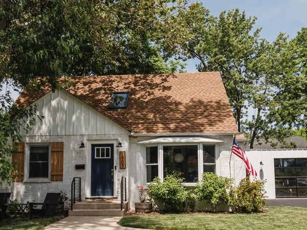 1907 E Indiana Street , Wheaton, IL 60187