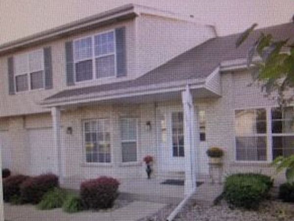 1502 Root Street , Crest Hill, IL 60403