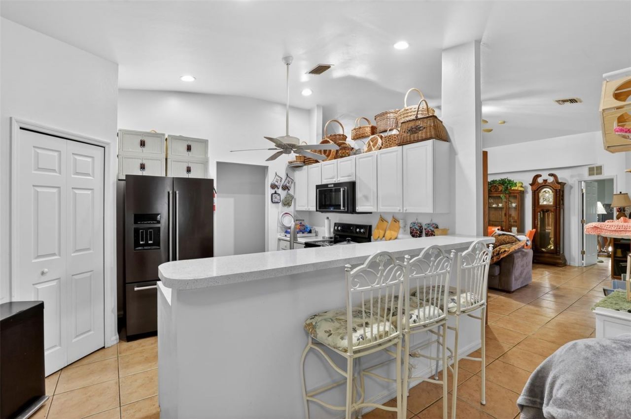 4105 NE 20th Place , Cape Coral, FL 33909 Photo