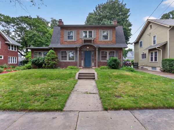115 S Higby Street, Jackson, MI 49203