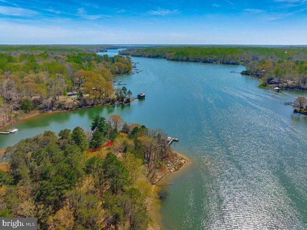 1050 PLANTERS WHARF ROAD , LUSBY, MD 20657