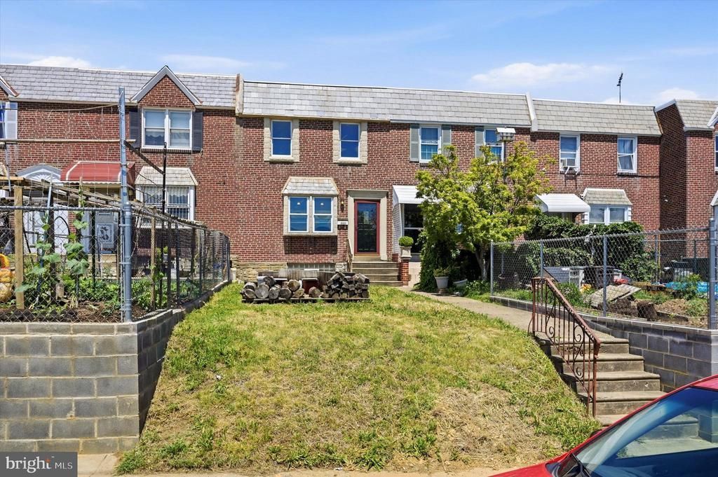 2127 Glenview Street, Philadelphia, PA 19149 Main Photo