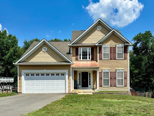 1015 JULIAN DRIVE , FREDERICKSBURG, VA 22405