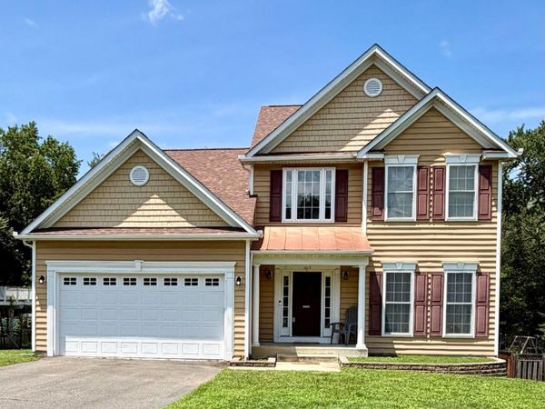 1015 JULIAN DRIVE, FREDERICKSBURG, VA 22405