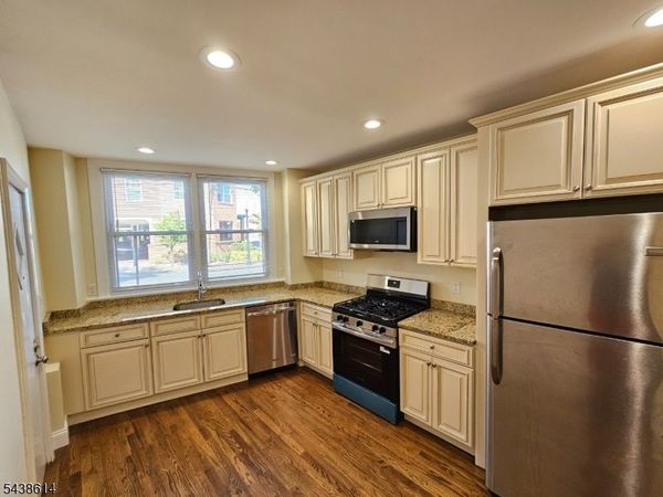 410 Rahway Ave, Unit 414, Westfield, NJ 07090