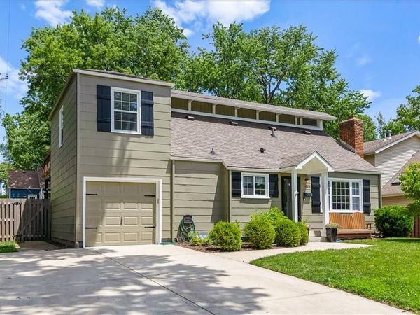 5204 W 50th Terrace, Roeland Park, KS 66205