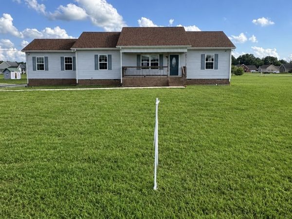 121 Hazelnut Ln, Unionville, TN 37180