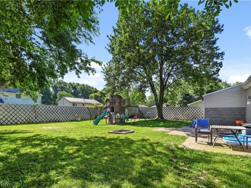 304 Howland Wilson Road NE, Warren, OH 44484 Photo 25