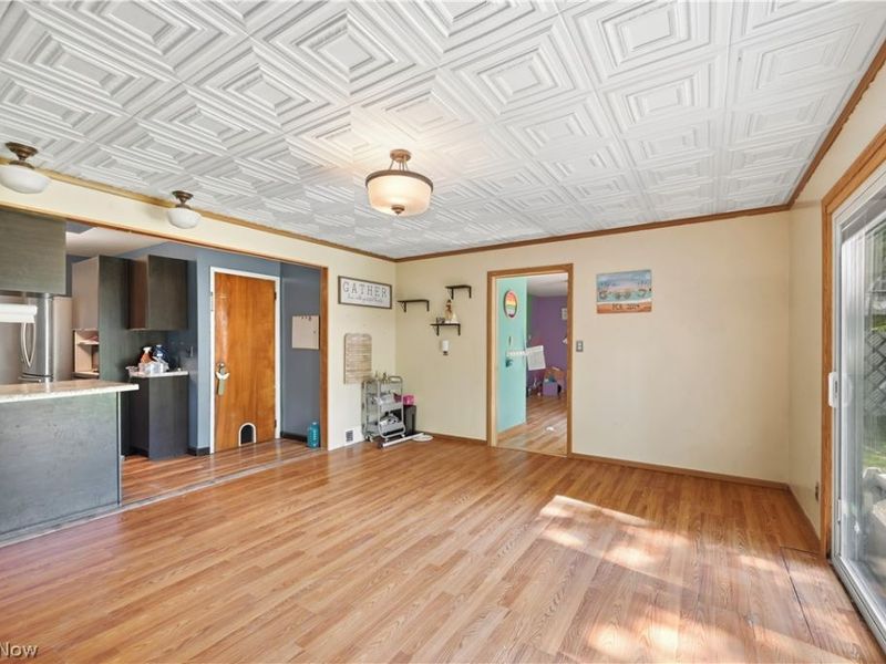 304 Howland Wilson Road NE, Warren, OH 44484 Photo 5