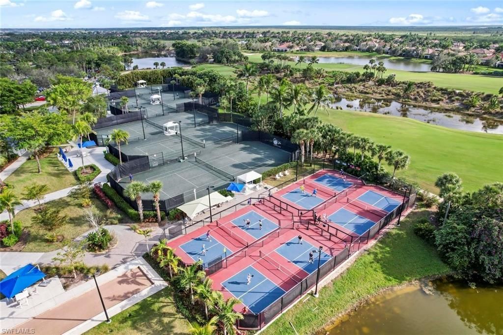 8572 Bellagio Dr, Naples, FL 34114 Photo