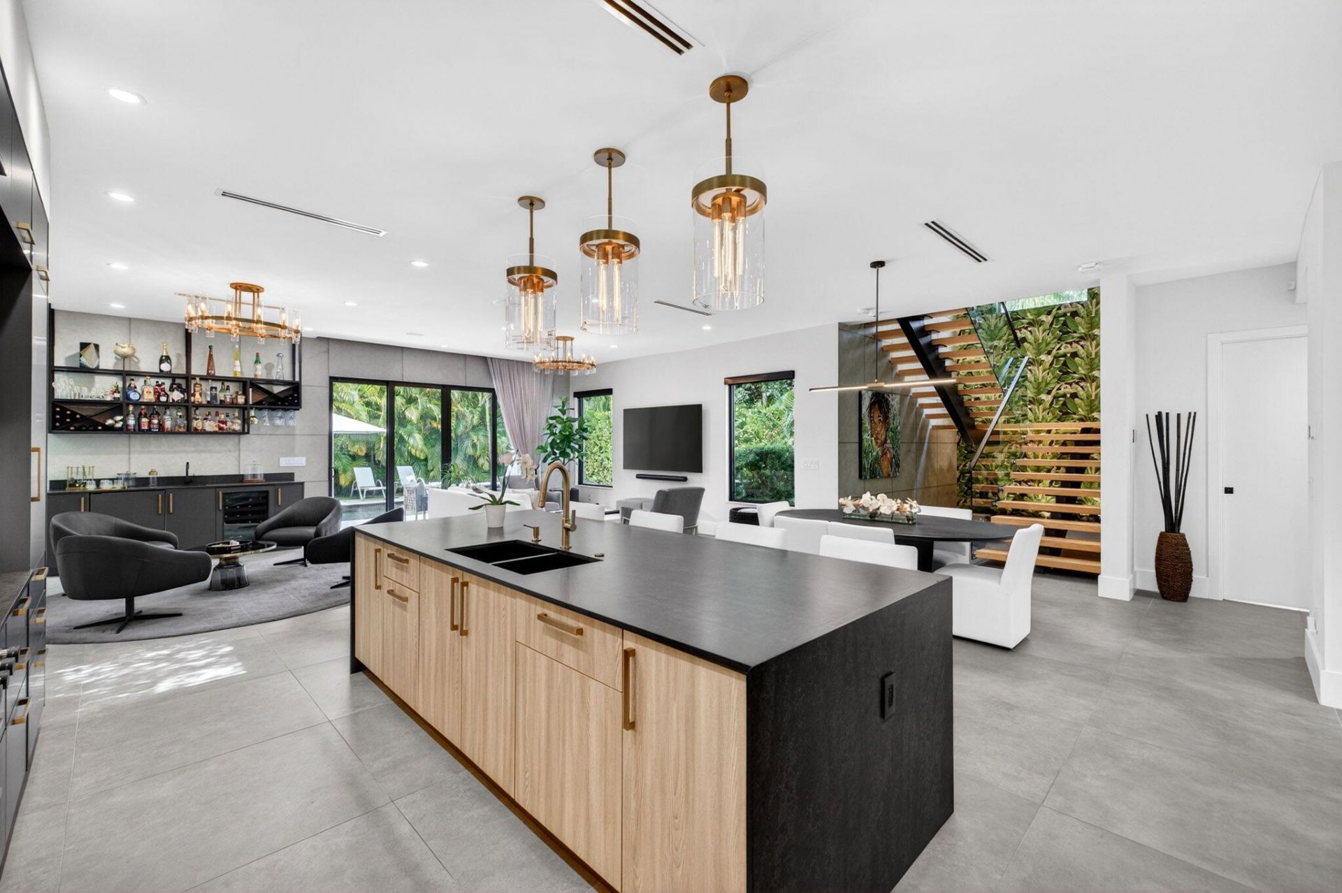 1644 NE 4th Court, Fort Lauderdale, FL 33301 Photo