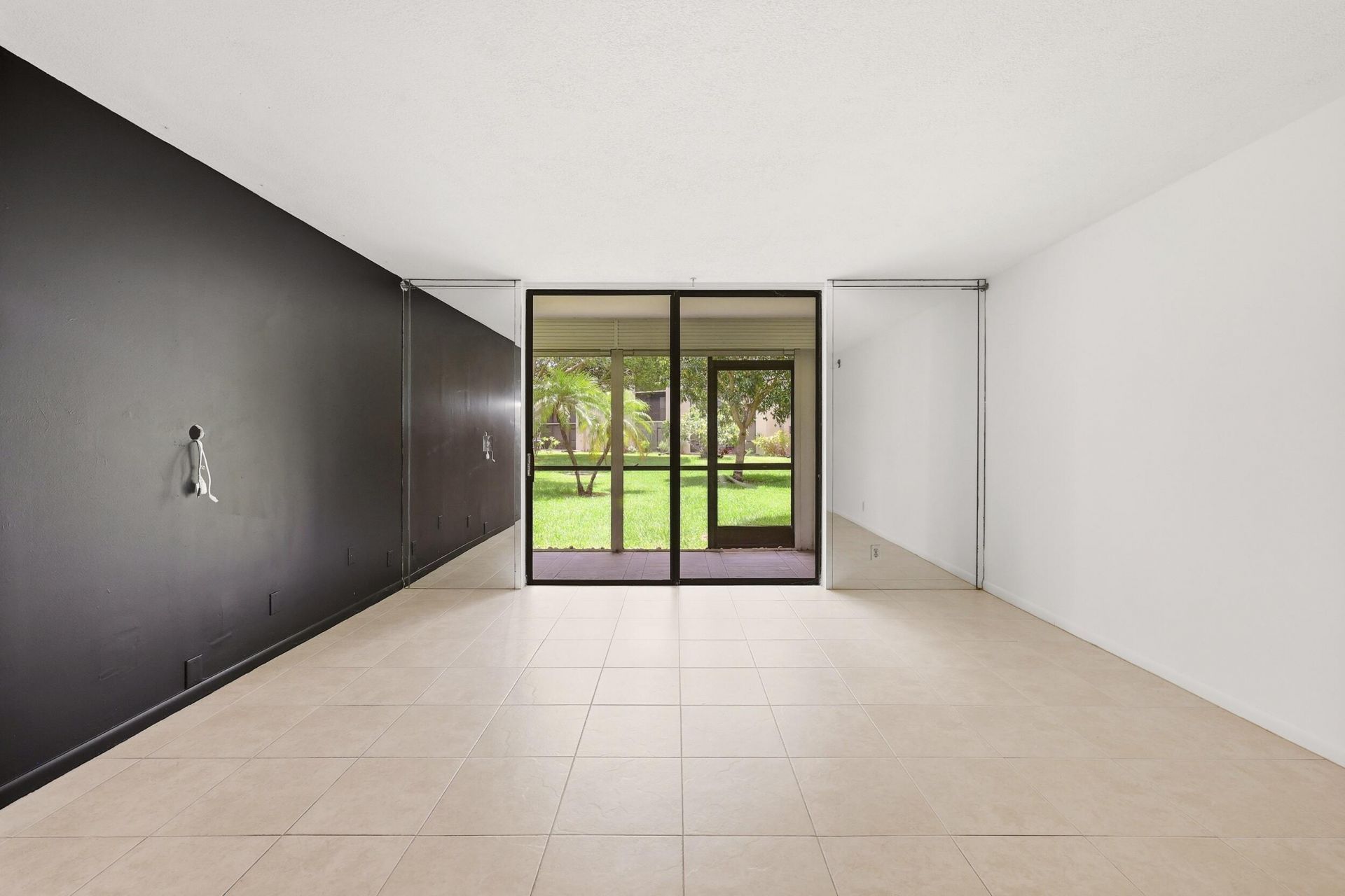 5160 Las Verdes Circle, Unit 101, Delray Beach, FL 33484 Photo