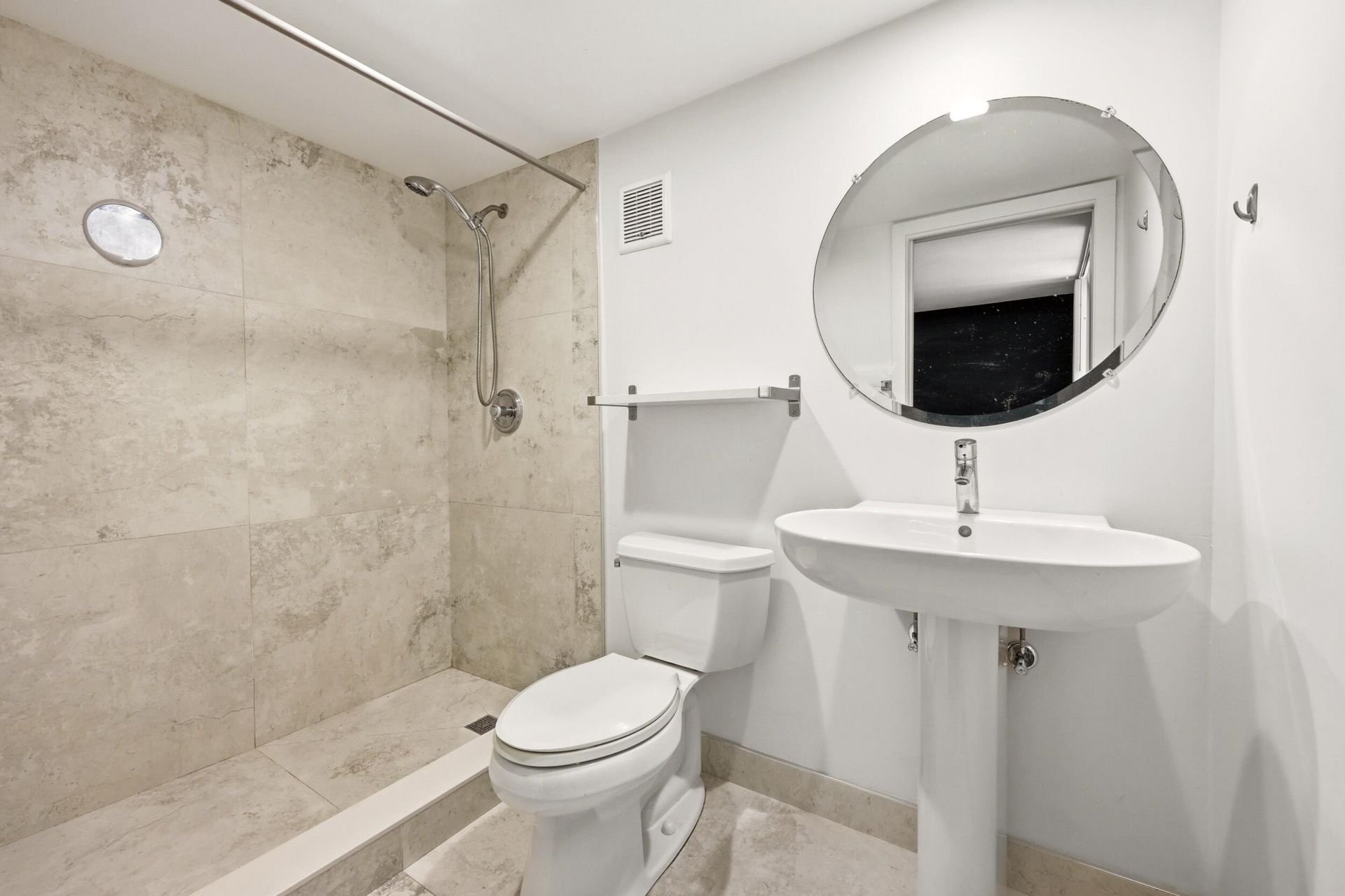 5160 Las Verdes Circle, Unit 101, Delray Beach, FL 33484 Photo