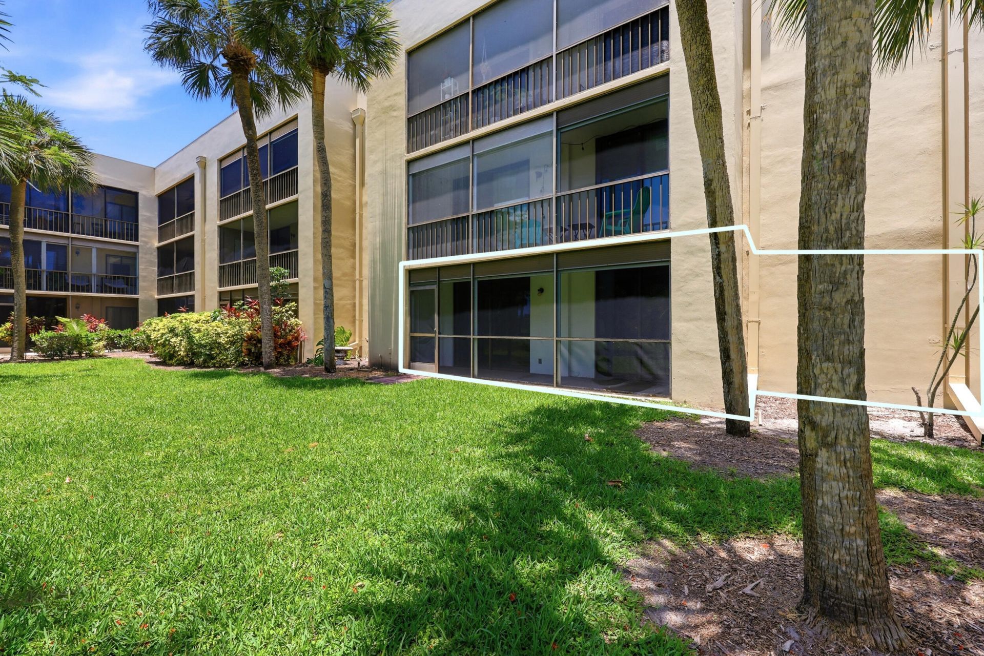 5160 Las Verdes Circle, Unit 101, Delray Beach, FL 33484 Photo