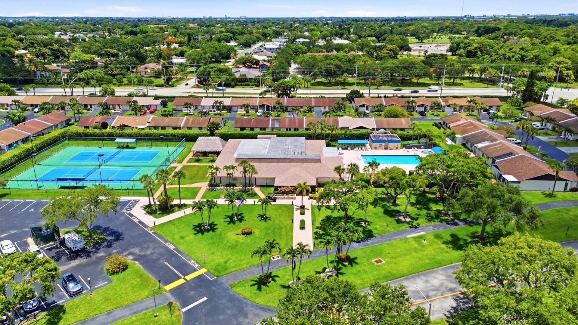 5160 Las Verdes Circle, Unit 101, Delray Beach, FL 33484 Photo