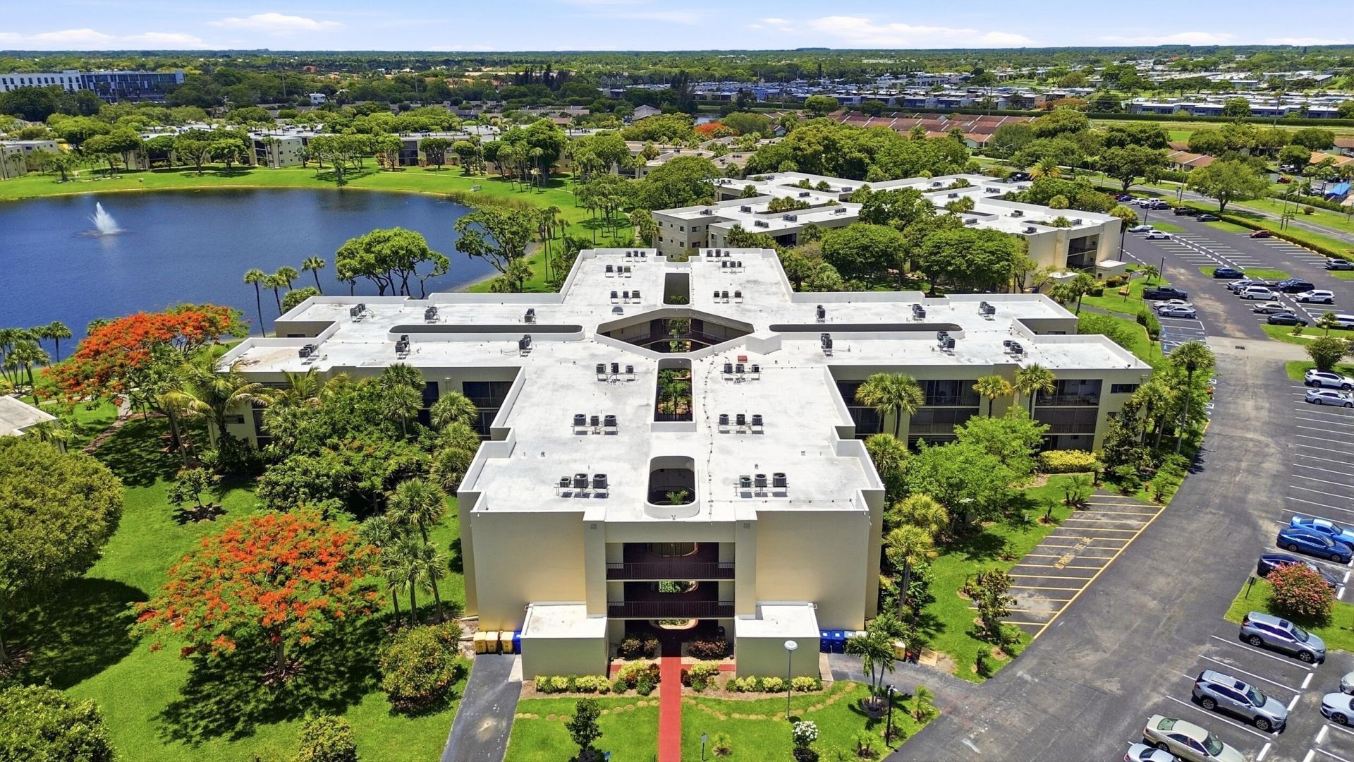 5160 Las Verdes Circle, Unit 101, Delray Beach, FL 33484 Photo