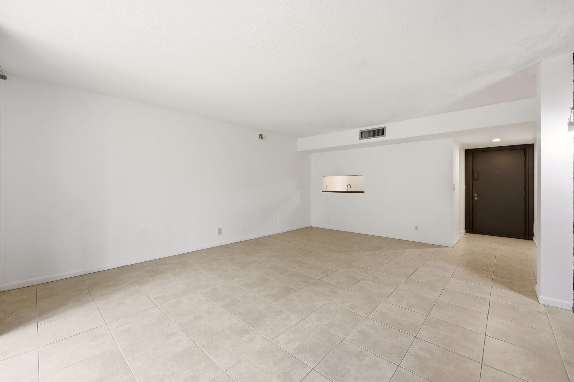 5160 Las Verdes Circle, Unit 101, Delray Beach, FL 33484 Photo