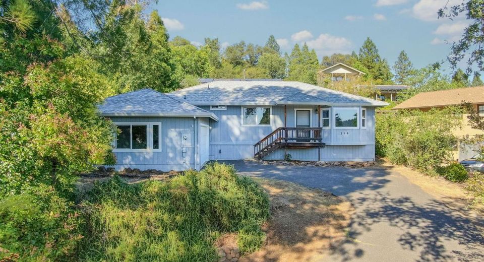 280 Apple Blossom Dr, Murphys, CA 95247 Photo