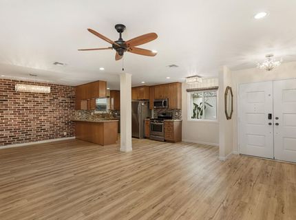 2650 Water Tree Way, Sacramento, CA 95826 Photo