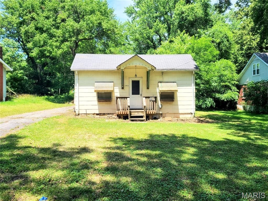 1453 Twillman Avenue , Saint Louis, MO 63138 Main Photo