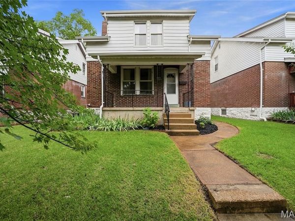 5339 Quincy Street, St Louis, MO 63109